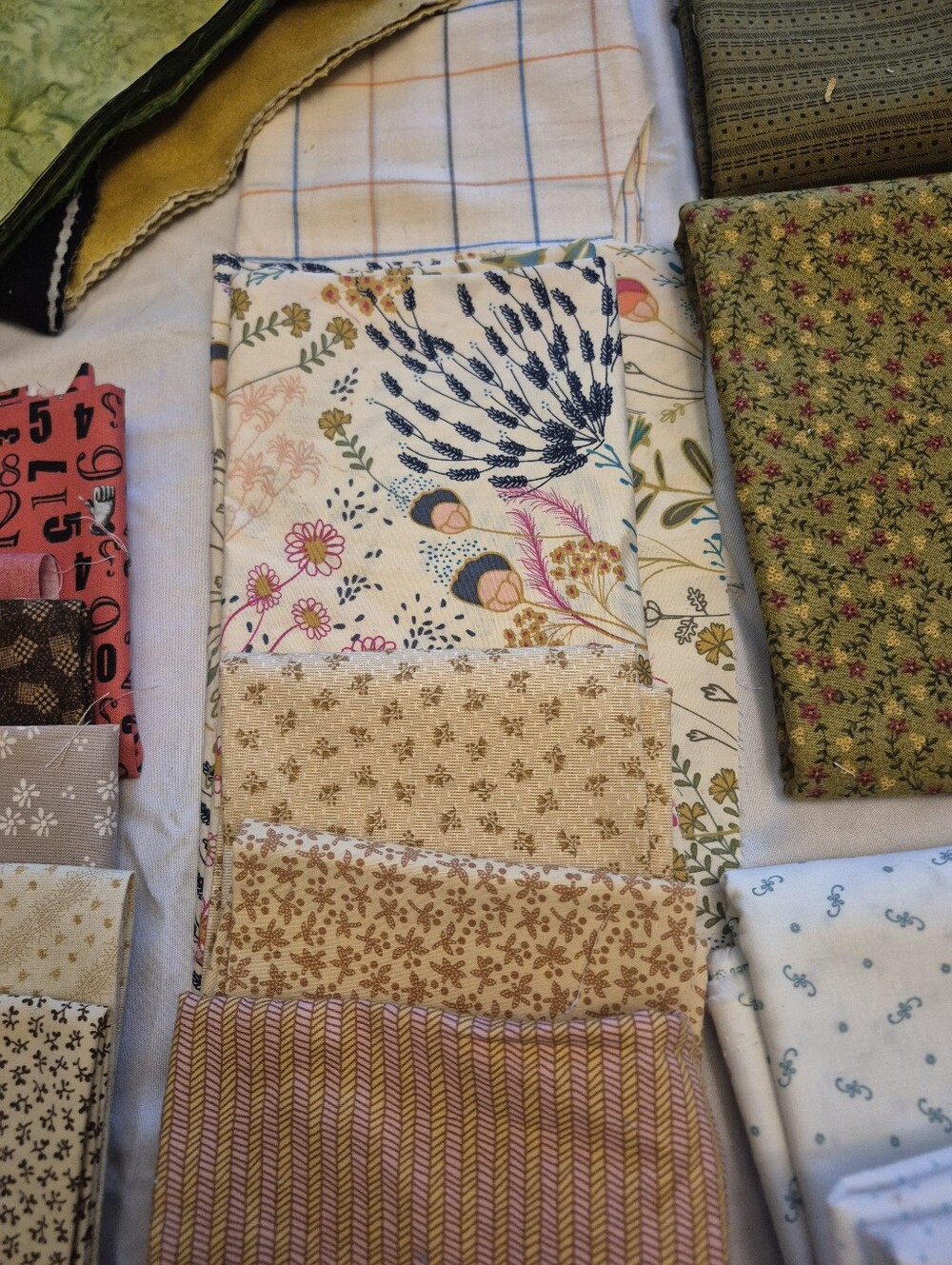Assorted Quilt Fabric Bundle in Greens, Blues, Creams and Beige.  Yardage PLUS - Picture 12 of 15